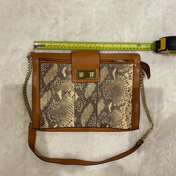 BCBG Maxazria Chain Purse - Picture 16 of 16